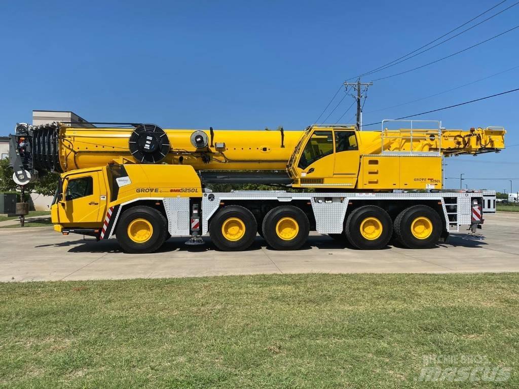 Grove GMK5250L Mobile and all terrain cranes