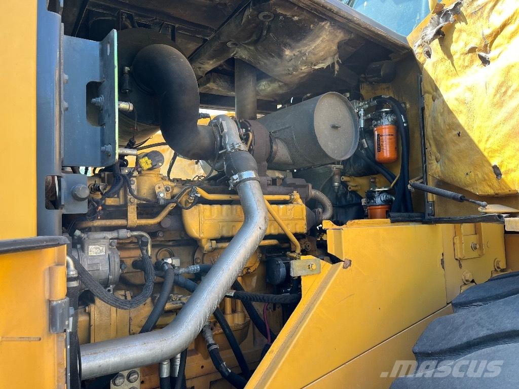 Bell L 2606 E Wheel Loaders