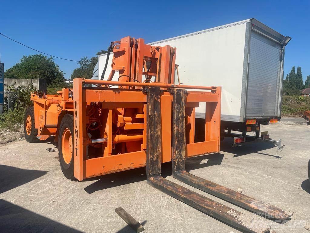 Valmet TD2212 Diesel Forklifts