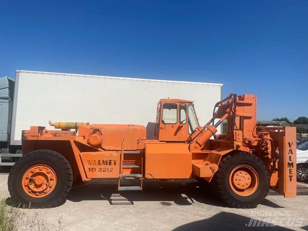 Valmet TD2212 Diesel Forklifts