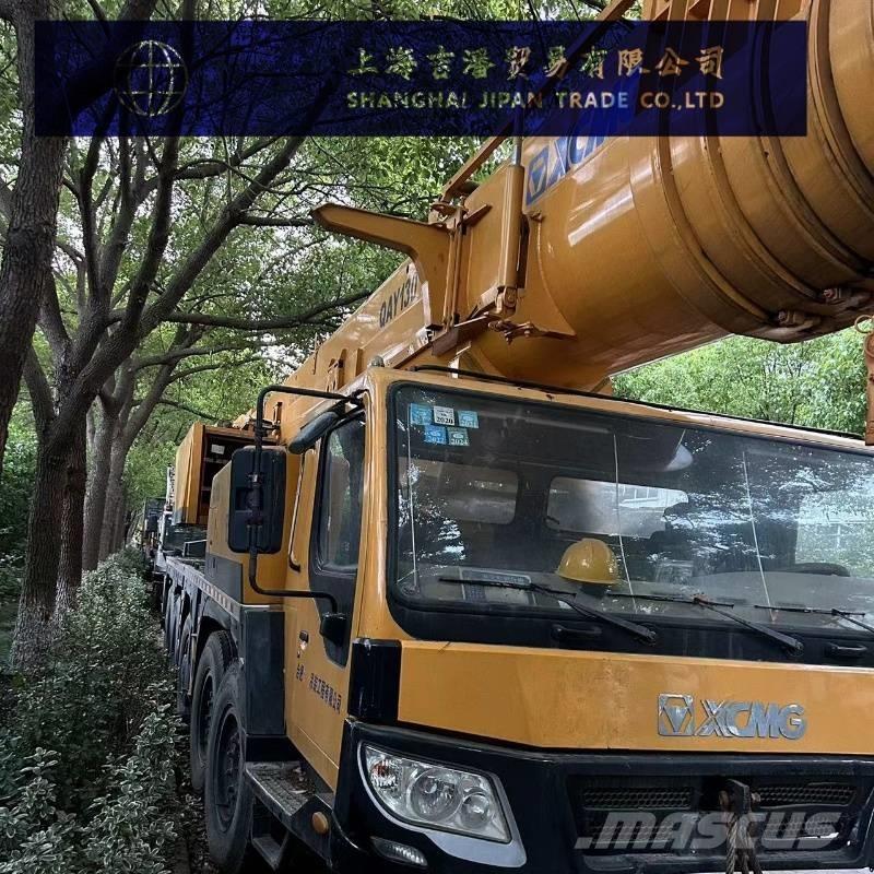 XCMG QAY 130 Mobile and all terrain cranes