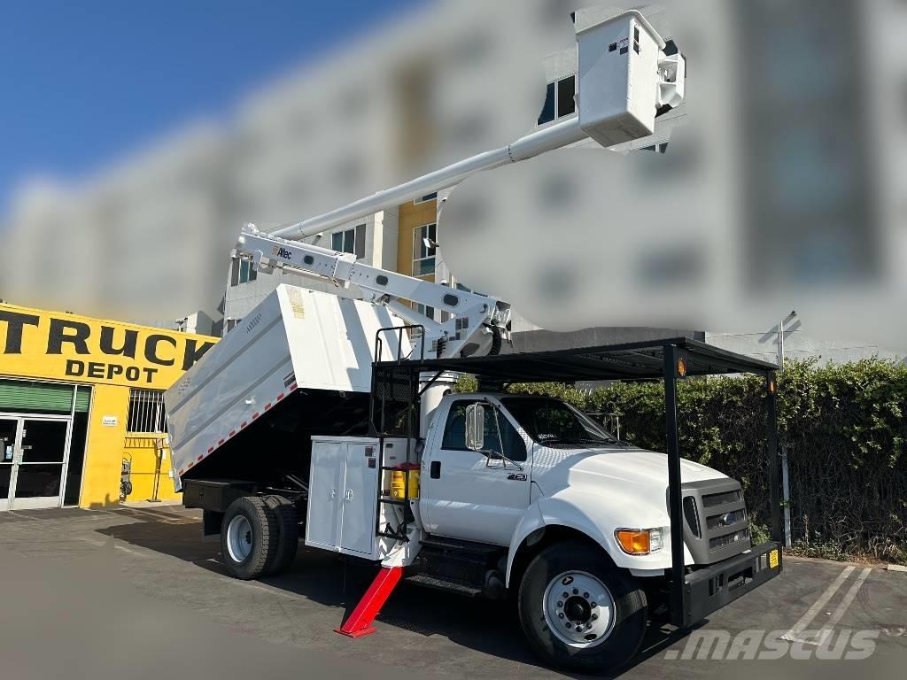 Ford F 750 SD Farm Equipment - Others