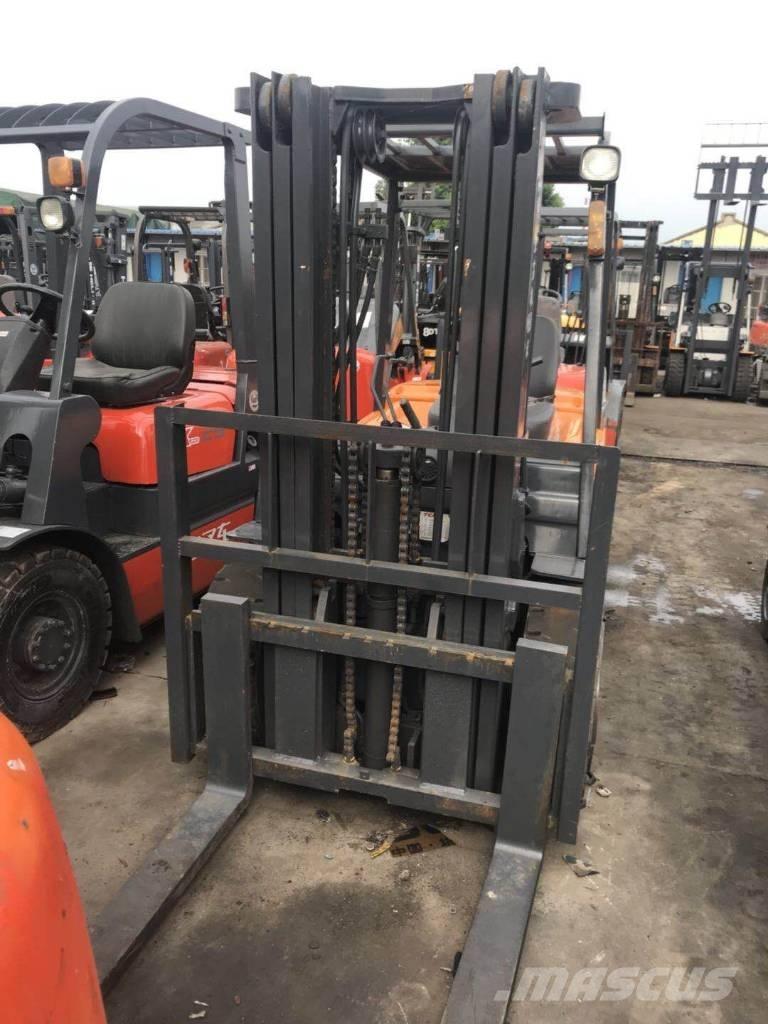 TCM FD 30 Diesel Forklifts