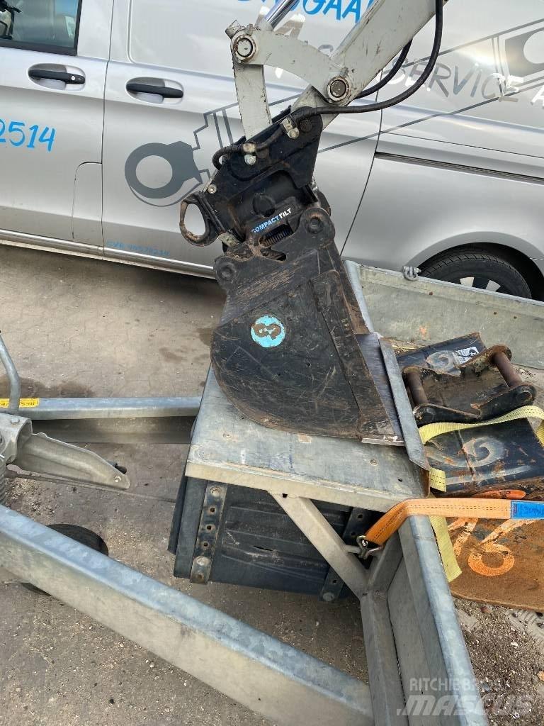 Takeuchi TB 210 Mini Excavators <7t (Mini Diggers)