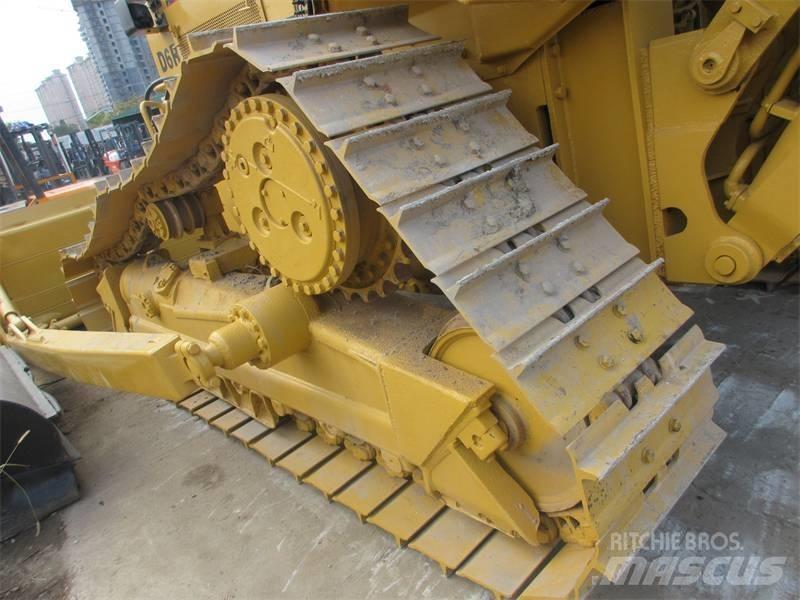 CAT D 6 R Motor Graders