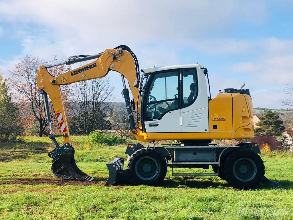 Liebherr A 910 Wheeled Excavators