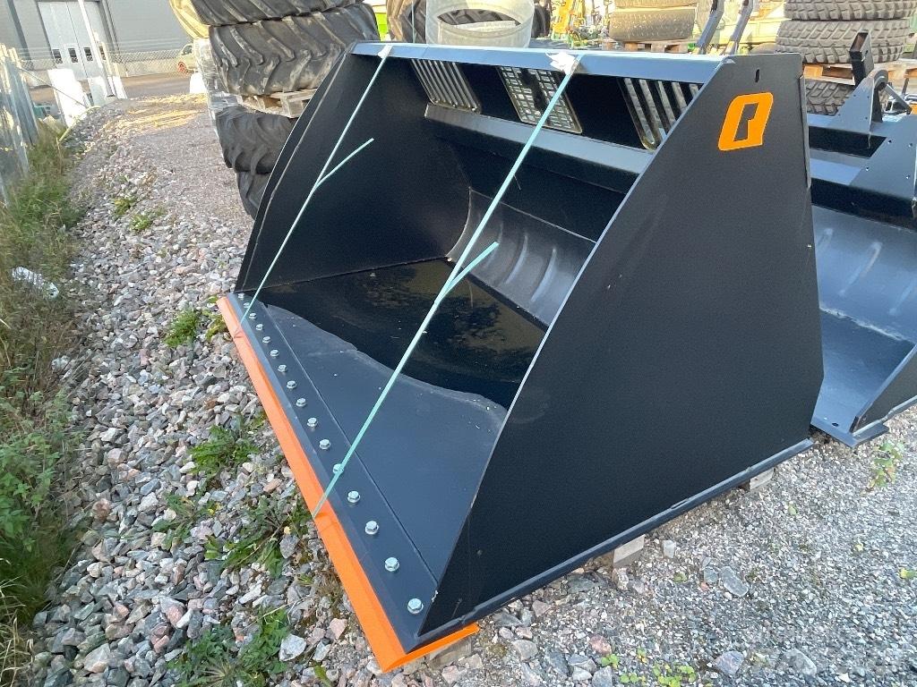 Quicke 245 VXL Front Loader Accessories