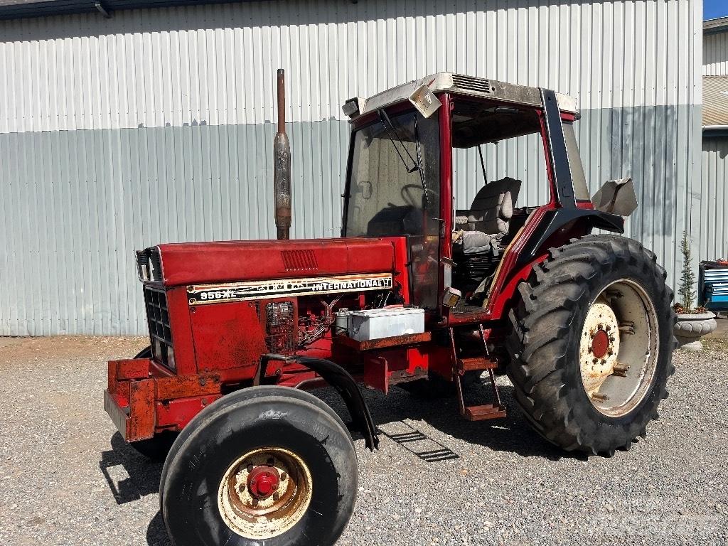 Case IH 956 XL Tractors
