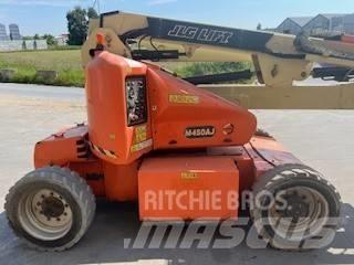 JLG M 450 AJ Articulated boom lifts