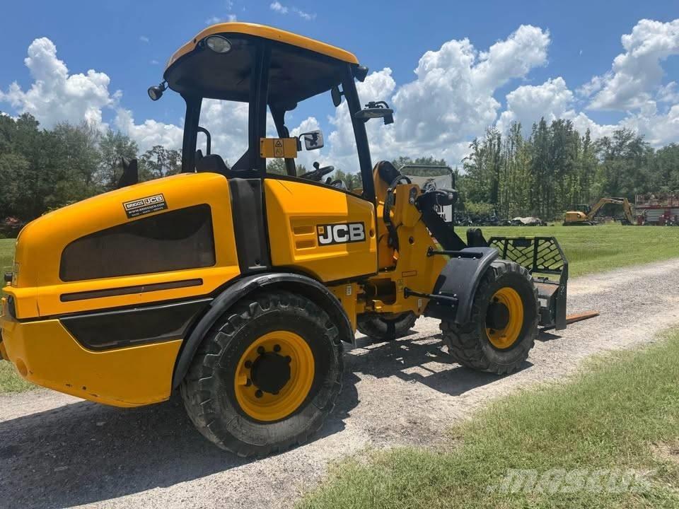 JCB 407 Wheel Loaders