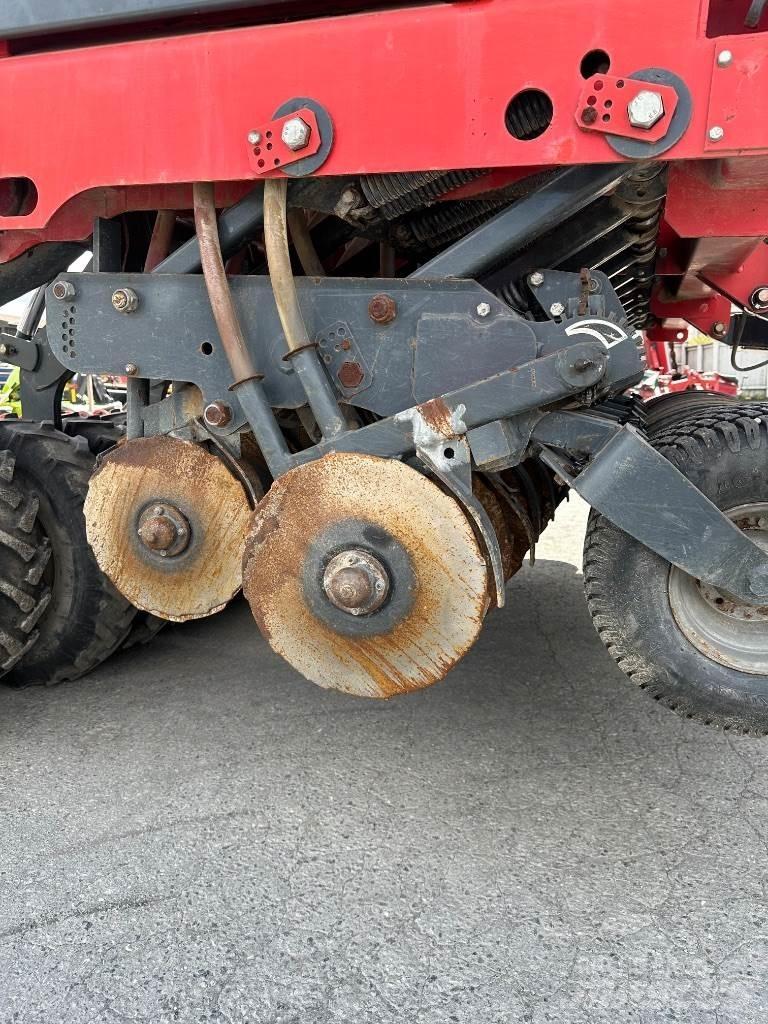 Tume Novacombi3000 Farm Drills