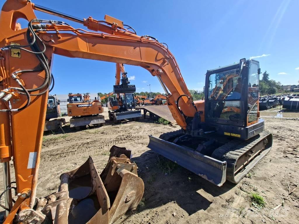Doosan DX 85 R-3 Mini excavators  7t - 12t
