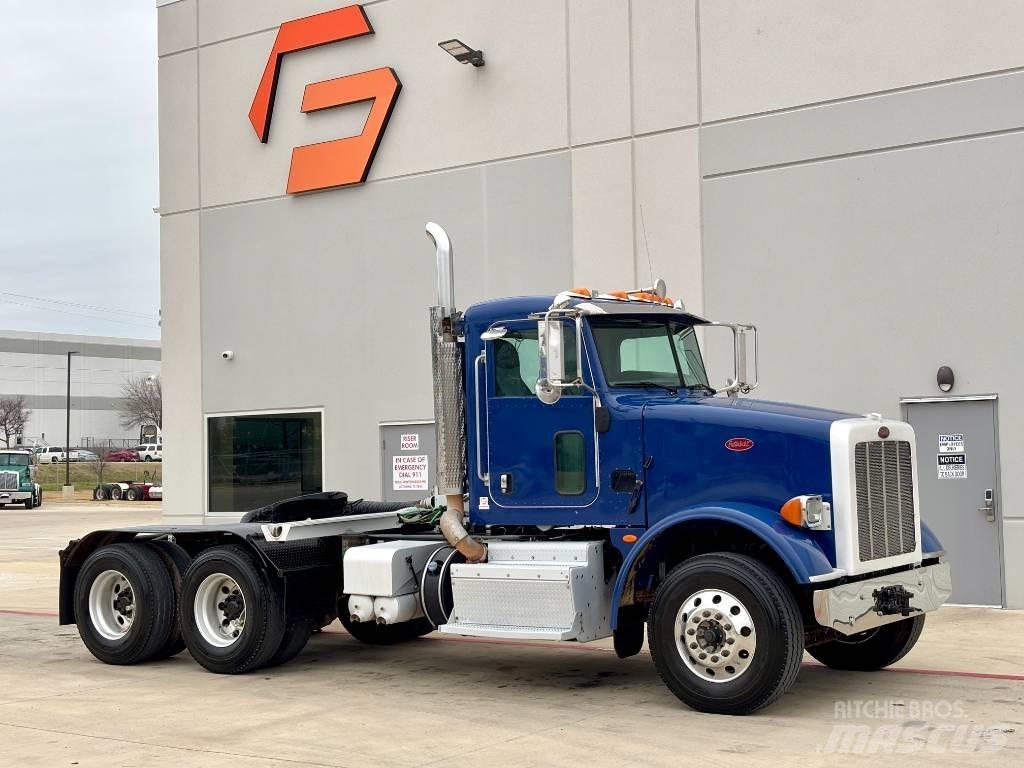 Peterbilt 365 Conventional Trucks / Tractor Trucks