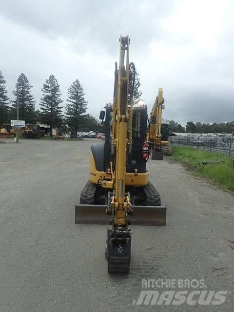 Komatsu PC35MR-5 Mini Excavators <7t (Mini Diggers)