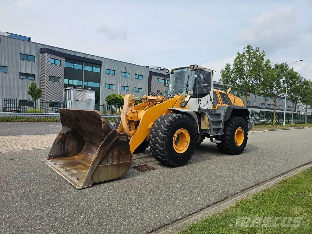 Liebherr L 580 Wheel Loaders
