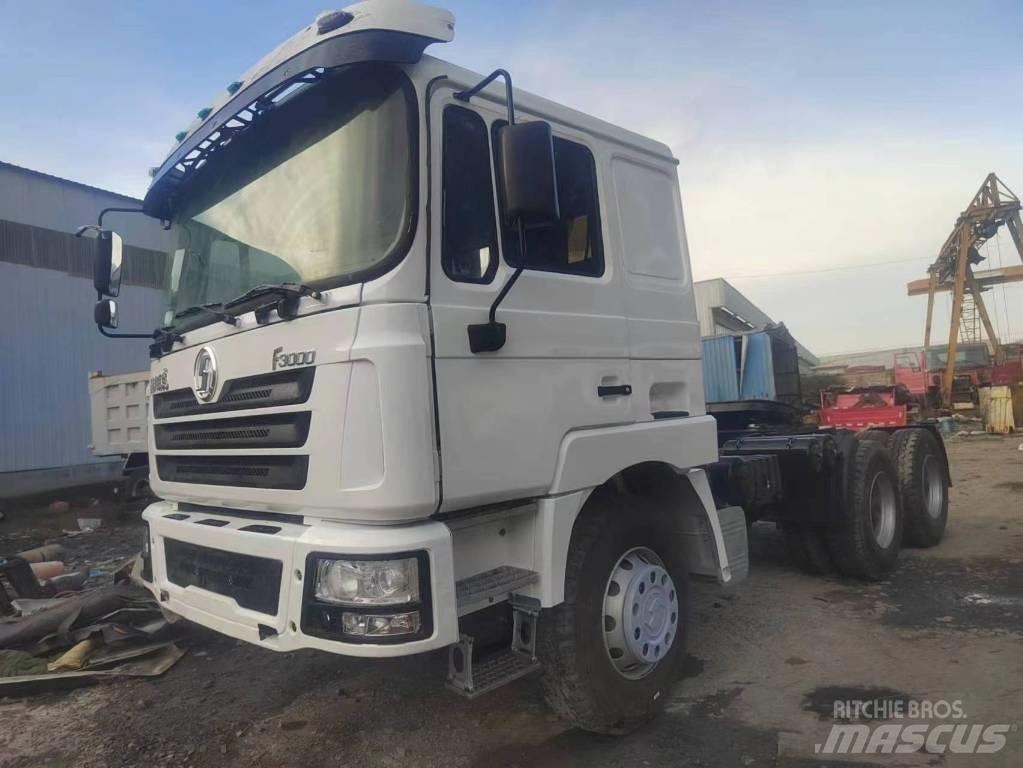 Shacman F3000 6X4 Conventional Trucks / Tractor Trucks