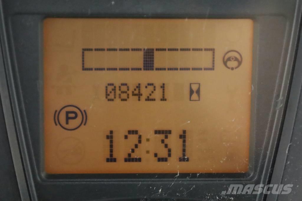 Toyota E-35-HL-01 Electric Forklifts