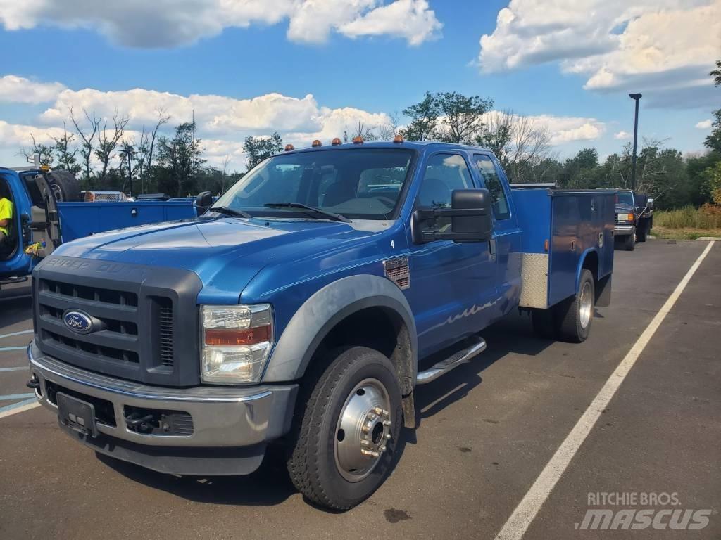 Ford F 550 XL Work Trucks / Municipal