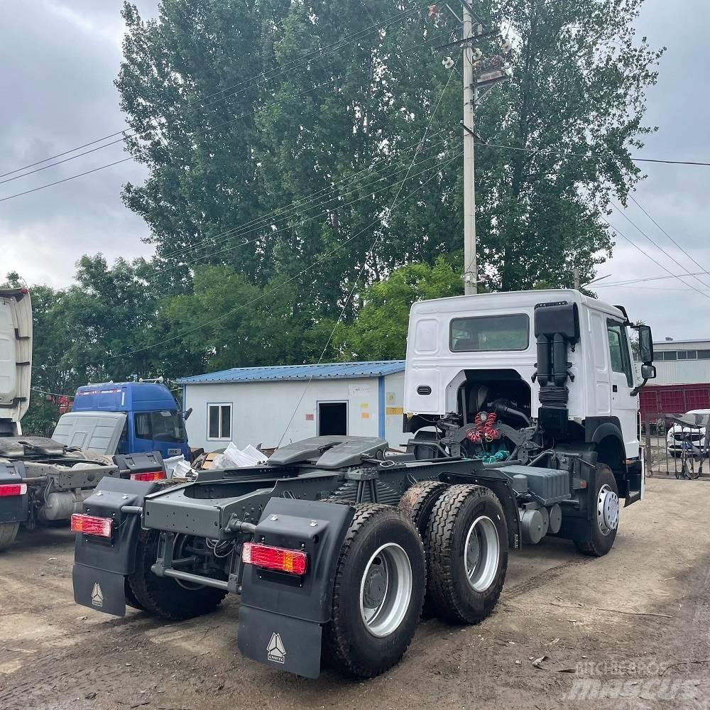 Howo 420 6x4 Conventional Trucks / Tractor Trucks