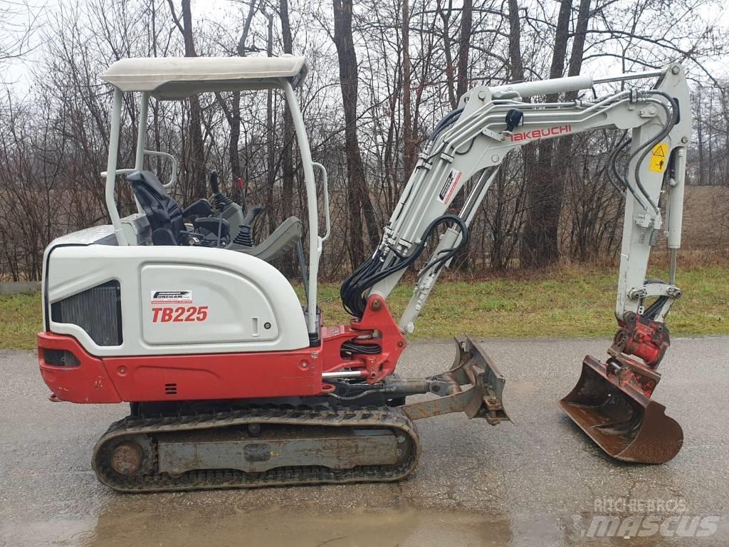 Takeuchi TB 225 Mini Excavators <7t (Mini Diggers)