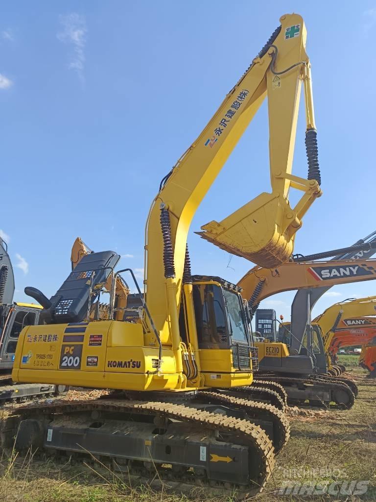 Komatsu PC 200 Crawler Excavators
