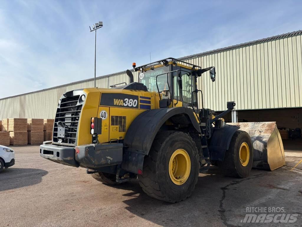 Komatsu WA 380-8 Wheel Loaders