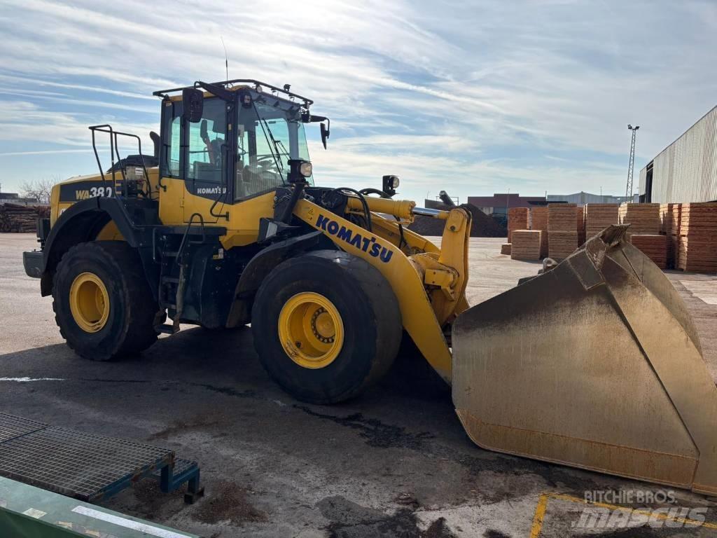 Komatsu WA 380-8 Wheel Loaders
