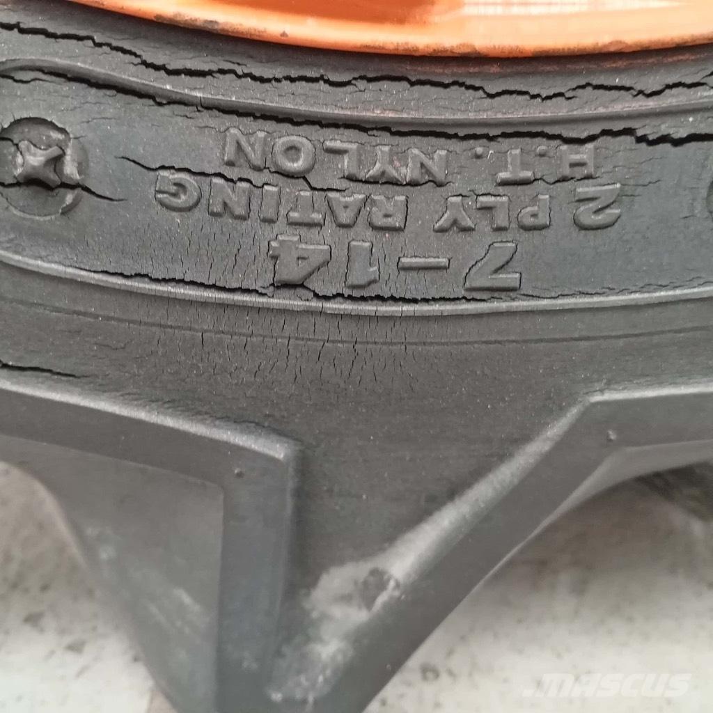 Kubota B 5001 Tractors