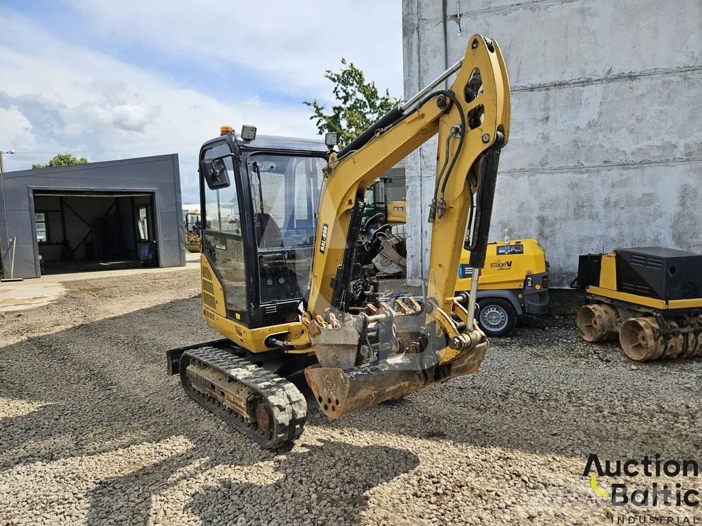 CAT 302.4 D Mini Excavators <7t (Mini Diggers)