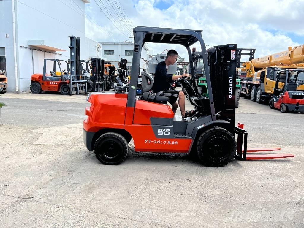 Toyota FD 30 Diesel Forklifts
