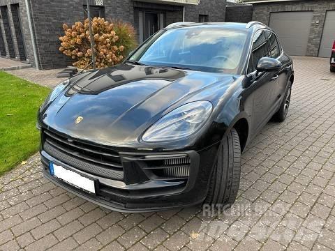 Porsche Macan S Automobiles / SUVS