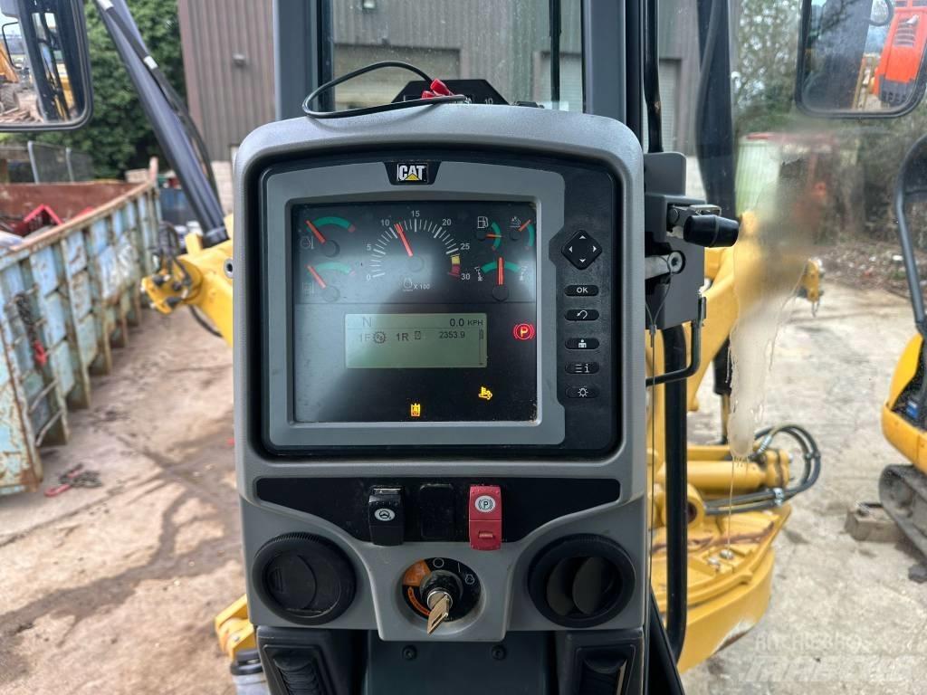 CAT 150 Motor Graders