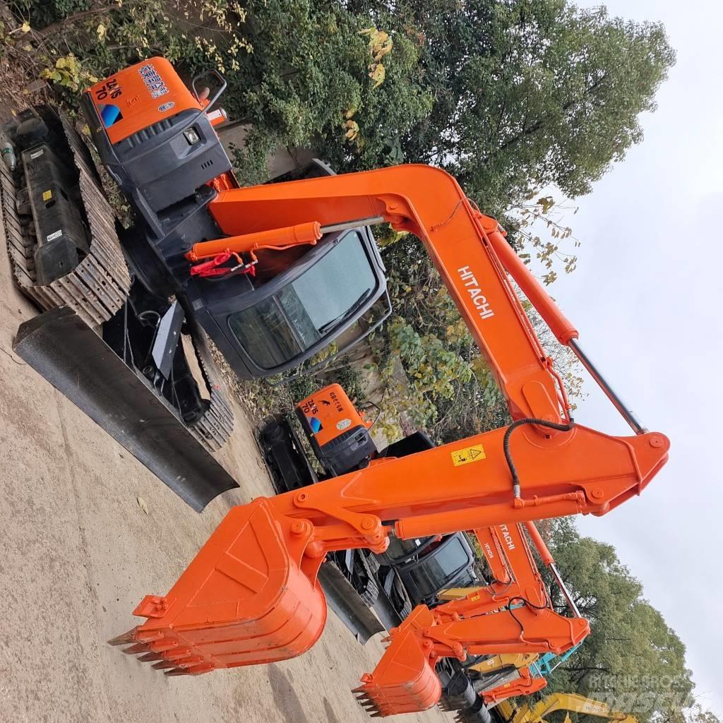 Hitachi ZX 75 Mini excavators  7t - 12t