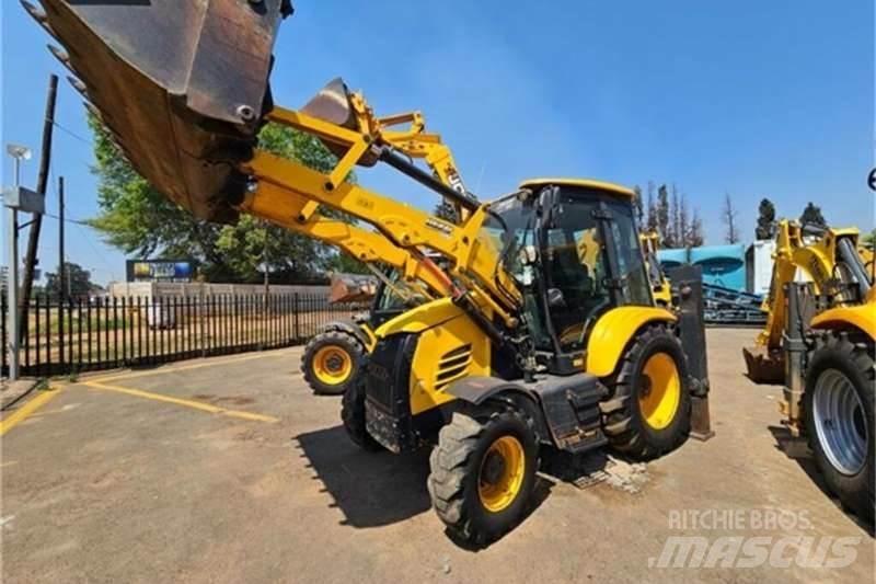 Dezzi CMI 4X4 TLB Backhoe Loaders