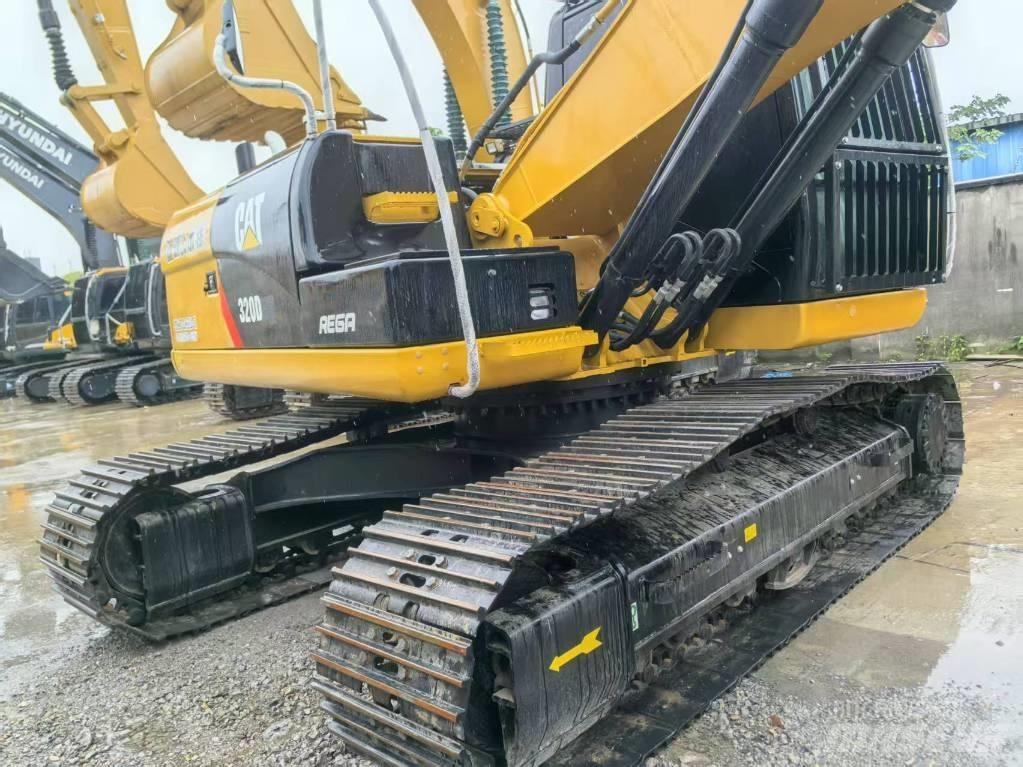 CAT 320D2 Mini excavators  7t - 12t