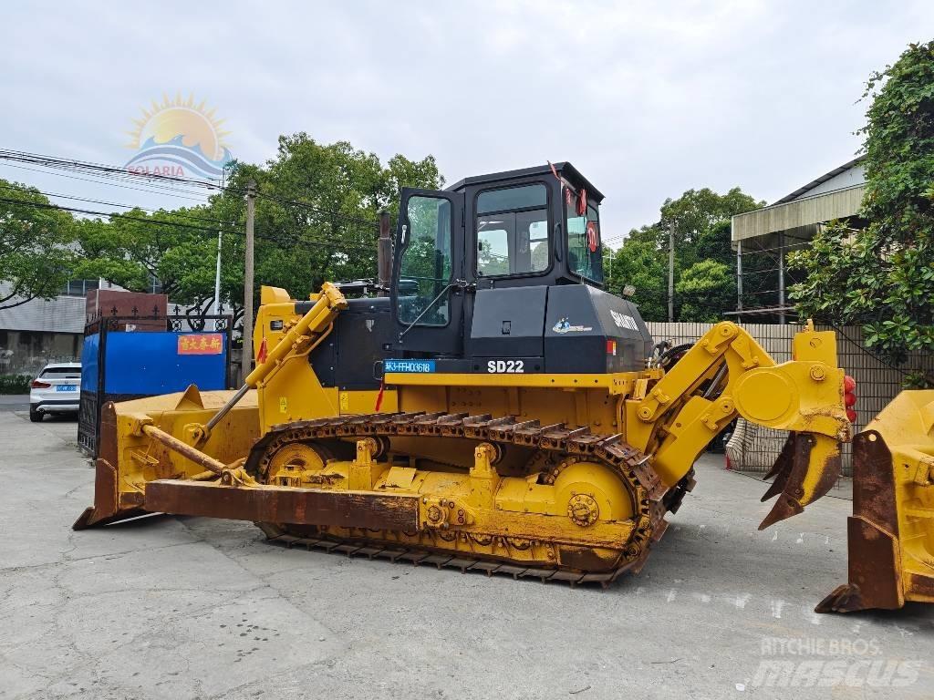 Shantui SD 22 Crawler dozers
