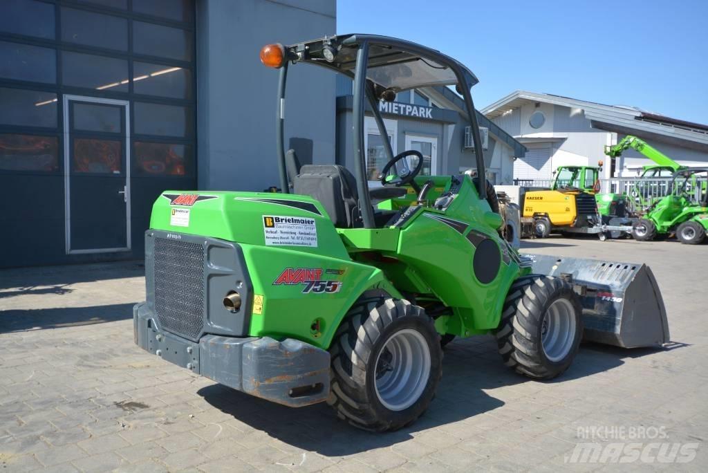 Avant 755 i Mini Loader
