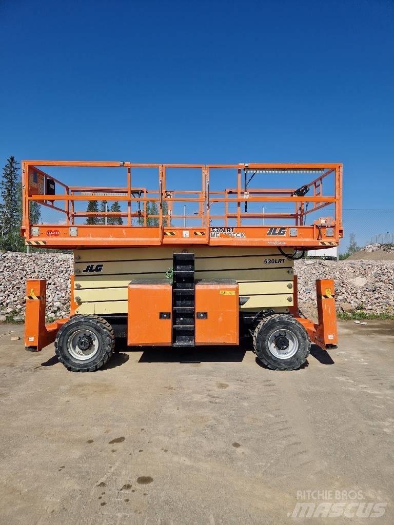 JLG 530 LRT Scissor Lifts