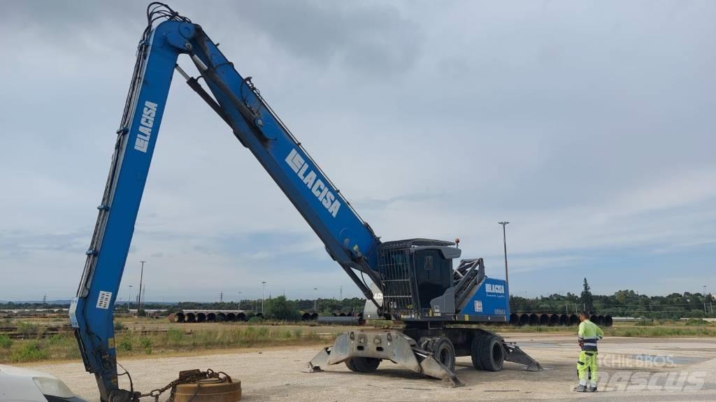 Fuchs MHL350 F Waste / Industry Handlers