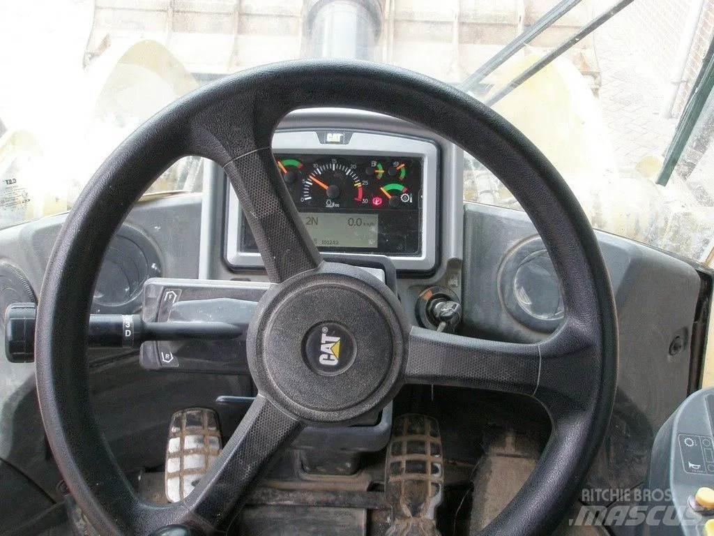 CAT 950M Wheel Loaders