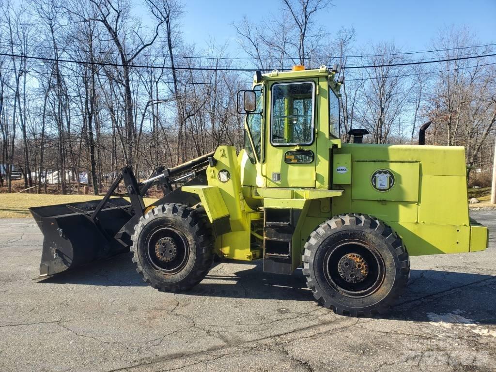 Clark Michigan 35C Wheel Loaders