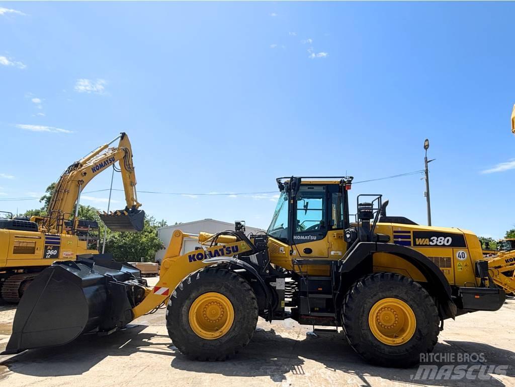 Komatsu WA380-8E0 Wheel Loaders