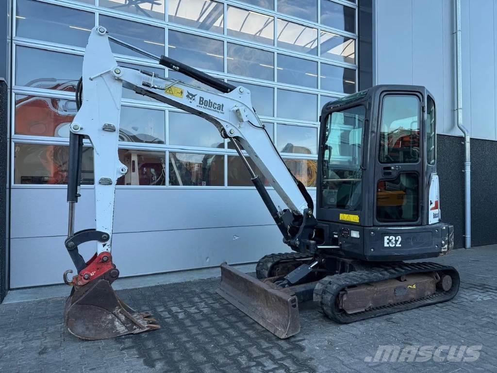 Bobcat E32 Mini Excavators <7t (Mini Diggers)