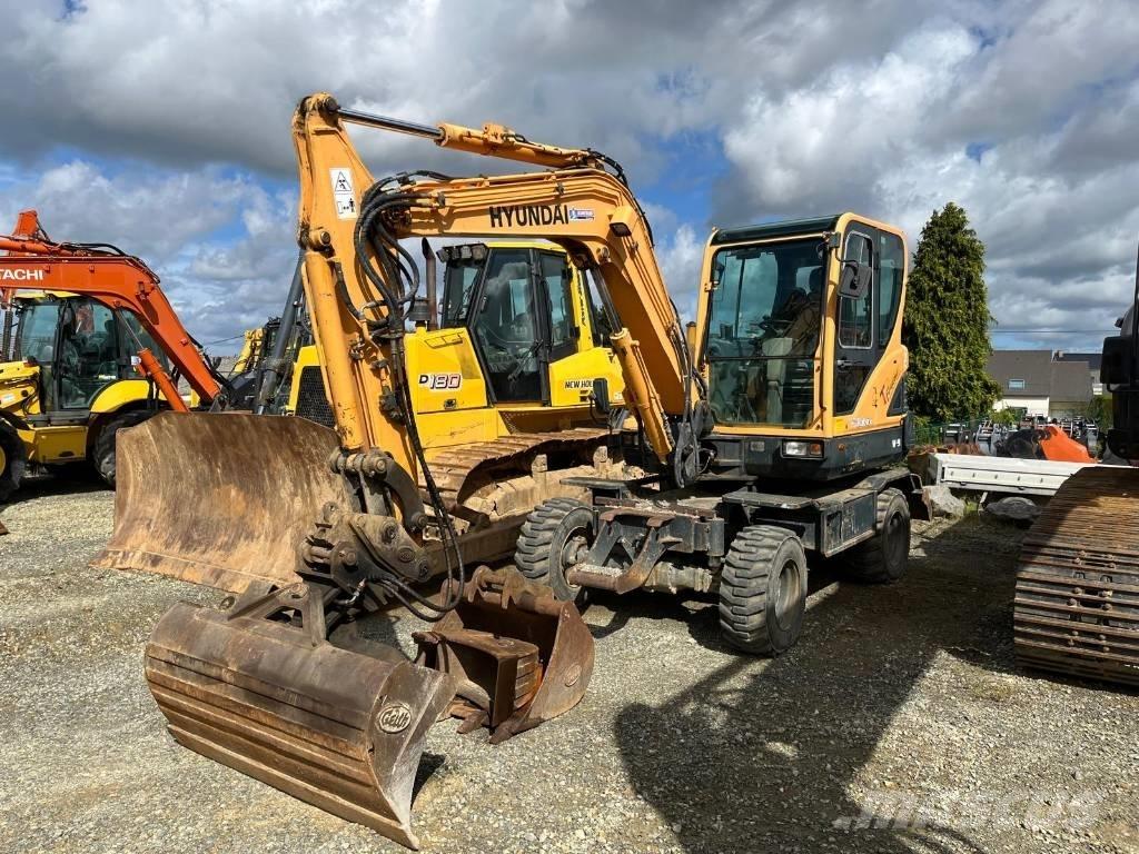 Hyundai R55W-9 Wheeled Excavators