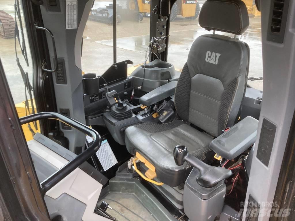 CAT D 6 LGP Crawler dozers