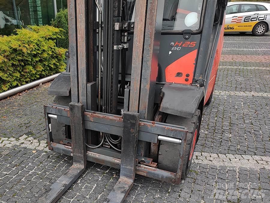 Linde H25D-02 Diesel Forklifts