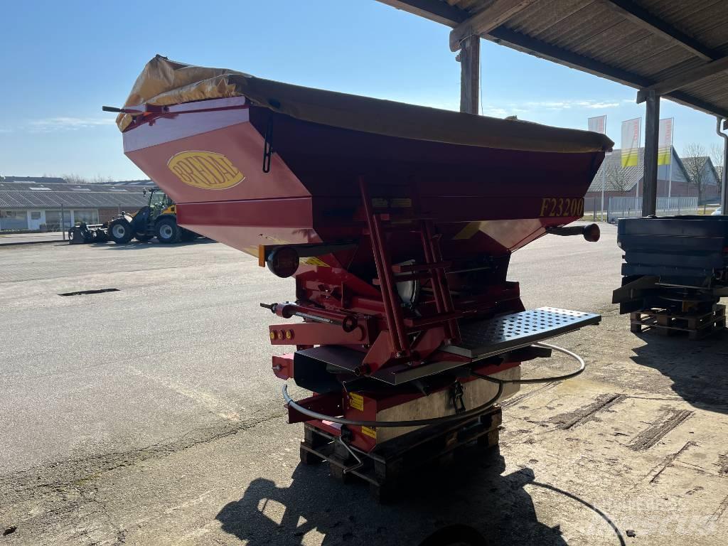 Bredal F2 3200 Manure spreaders