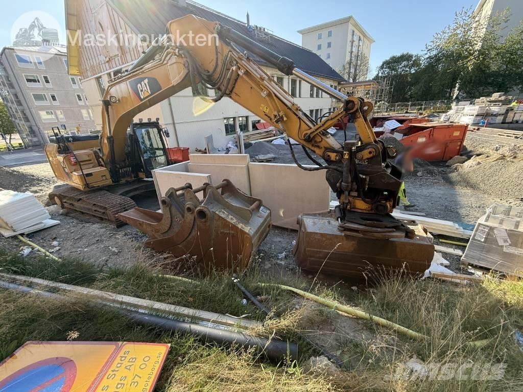 CAT 320 F L Crawler Excavators