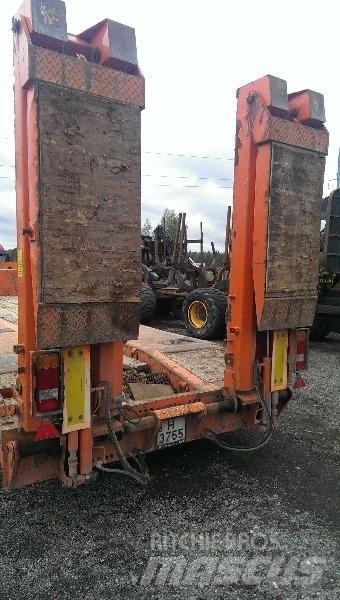 Möslein STR 3 Lowboy Trailers