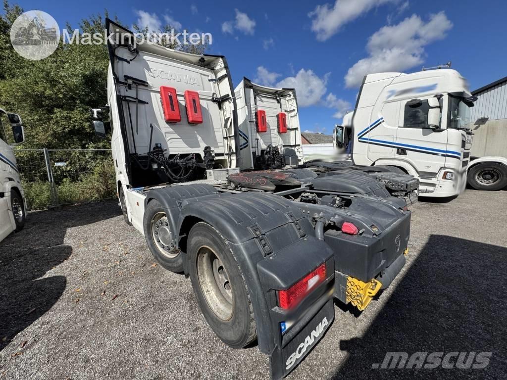 Scania R 500 Conventional Trucks / Tractor Trucks